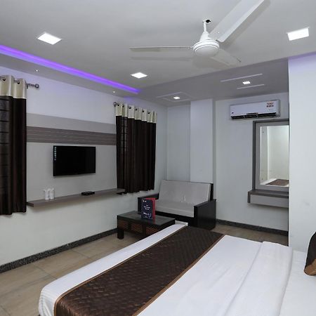 Hotel Vaishnavi Heritage Inn Agra  Buitenkant foto