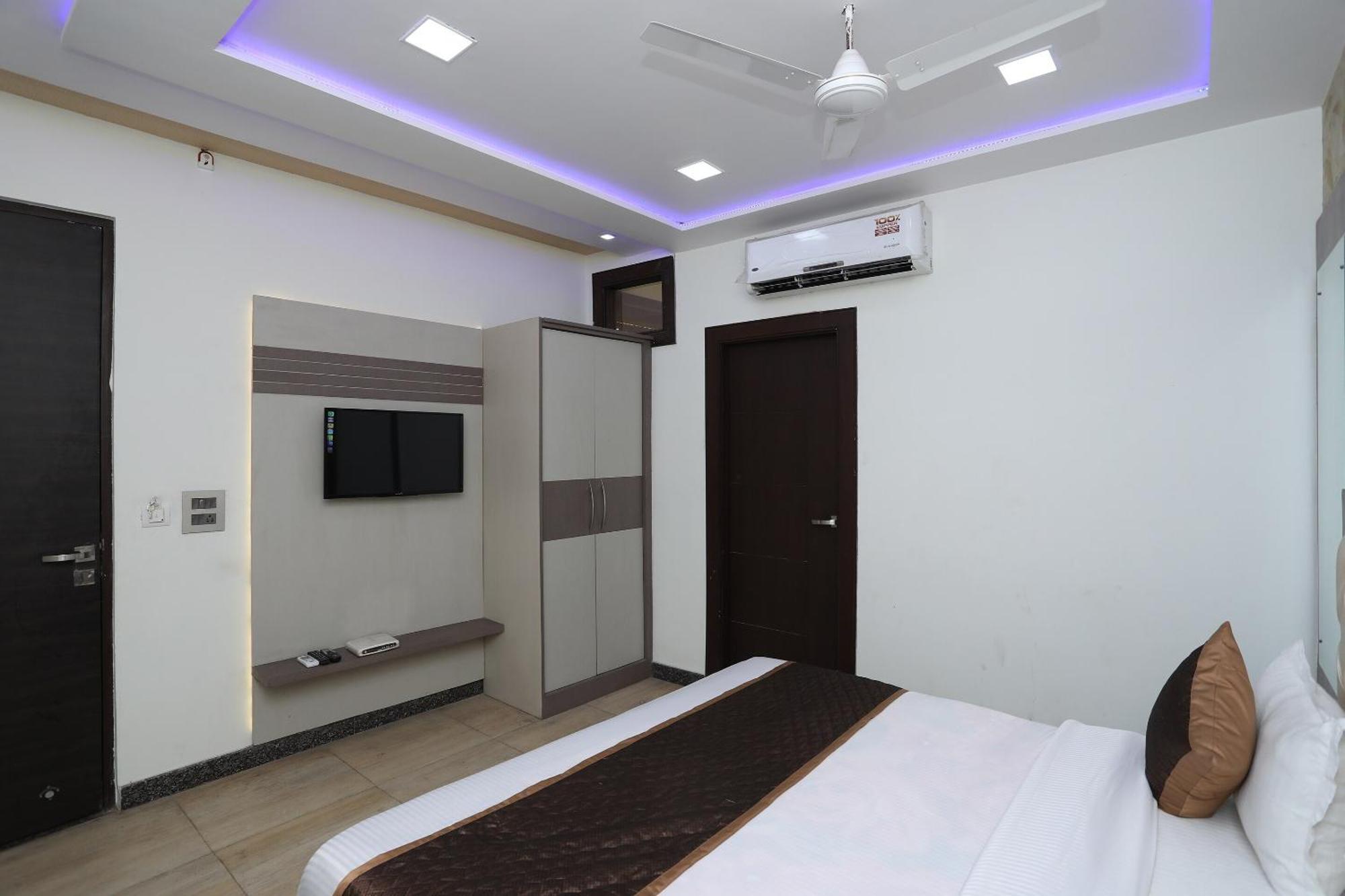 Hotel Vaishnavi Heritage Inn Agra  Buitenkant foto
