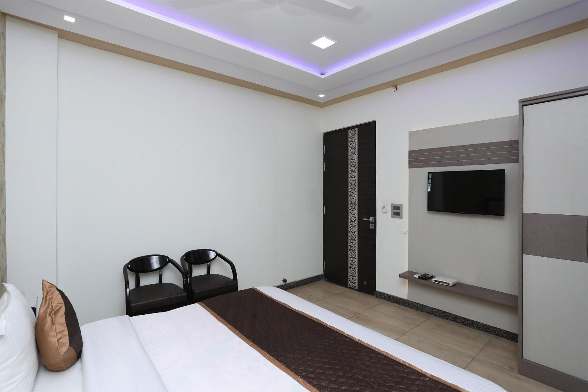 Hotel Vaishnavi Heritage Inn Agra  Buitenkant foto