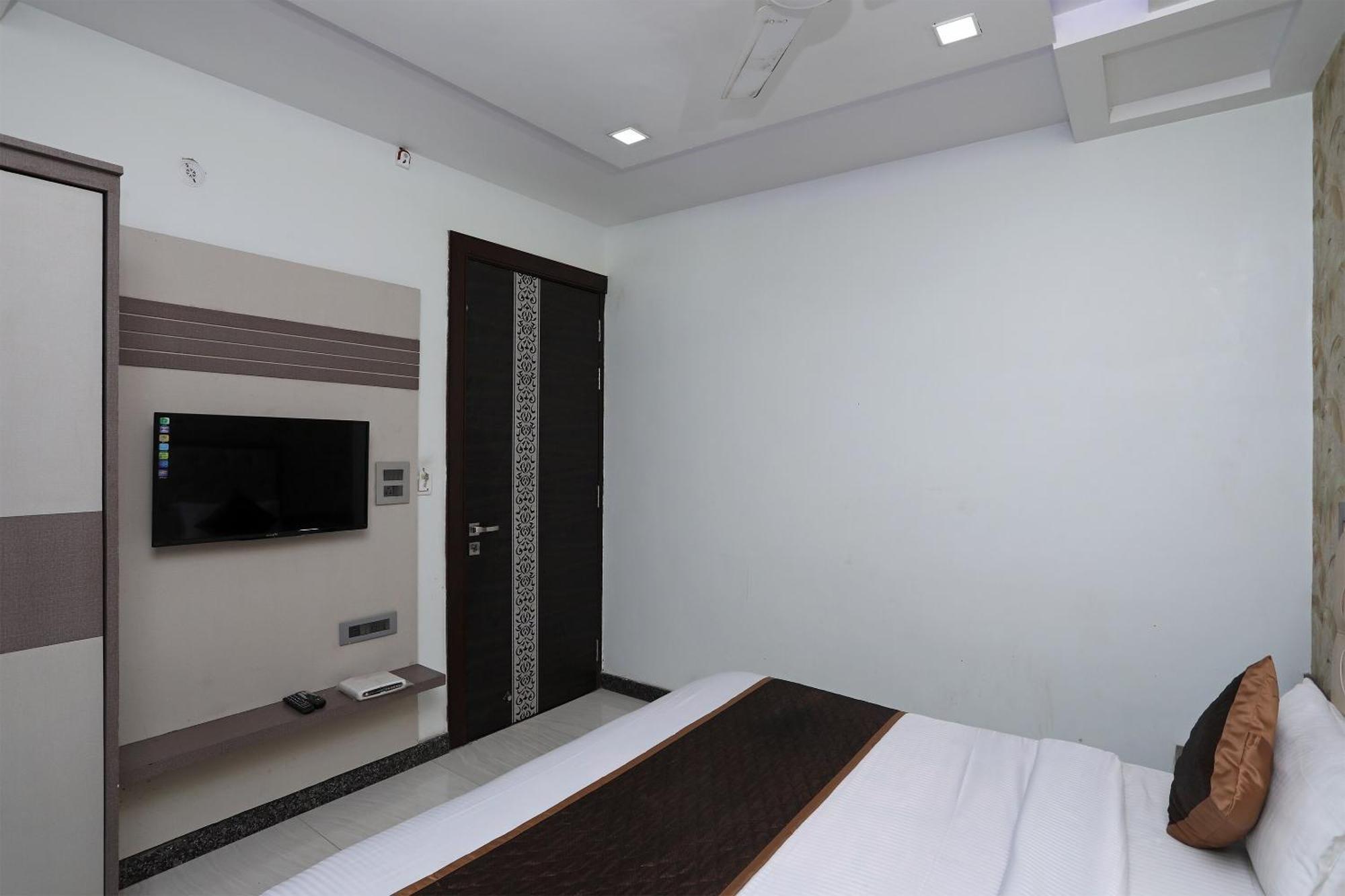 Hotel Vaishnavi Heritage Inn Agra  Buitenkant foto
