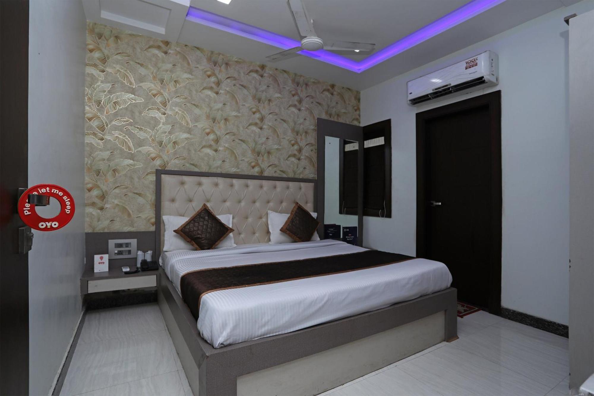 Hotel Vaishnavi Heritage Inn Agra  Buitenkant foto
